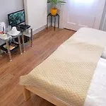 Anabelle Bed And 4*