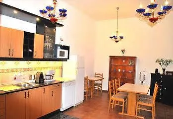Nocleg ze śniadaniem Anabelle Bed And 4*