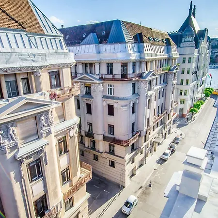 Anabelle Bed And Budapeszt
